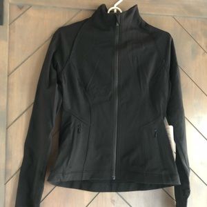 Lululemon Lightly Black Zipped Jacket